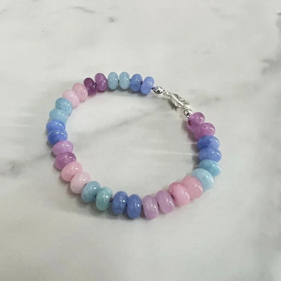 Ombre Jade Gemstone Beaded Hand Knotted Bracelet Silver Plated Clasp - Picture 3 of 7